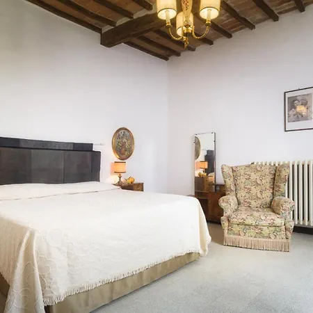 Villa Le Logge 12, Emma