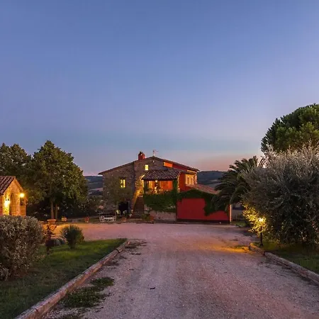 Le Logge 12, Emma * Todi