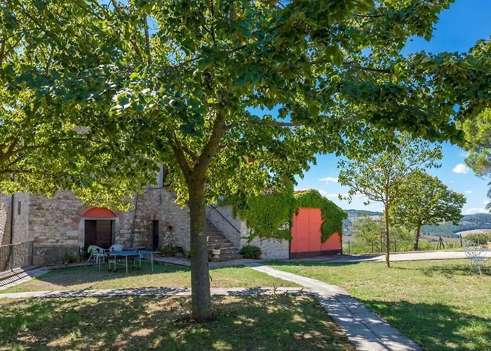 Le Logge 12, Emma Villa *