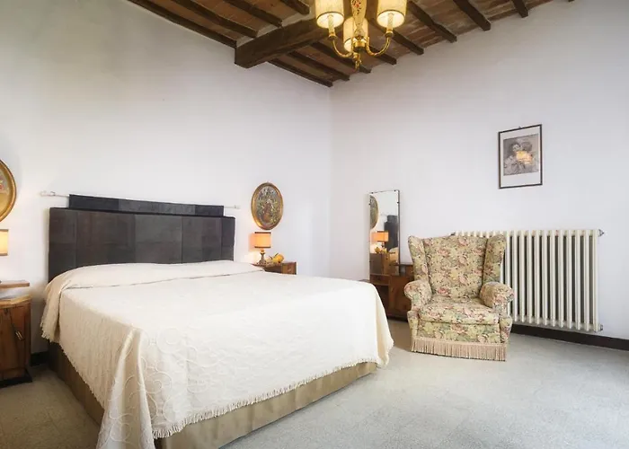 Villa Le Logge 12, Emma