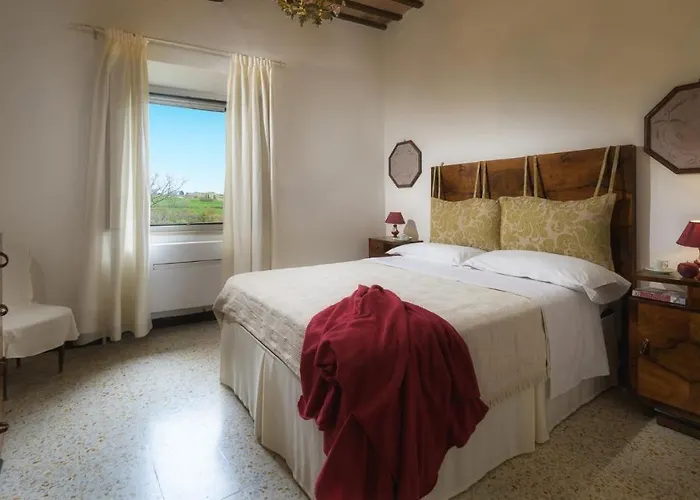 Villa Le Logge 12, Emma