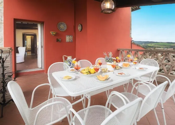 Villa Le Logge 12, Emma