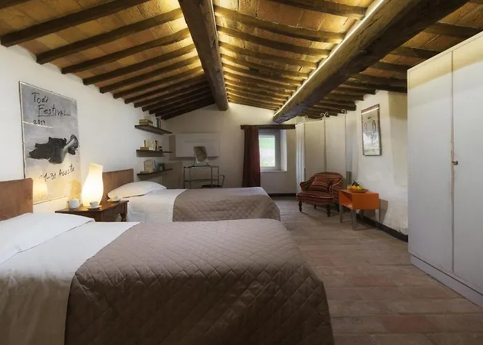 Villa Le Logge 12, Emma